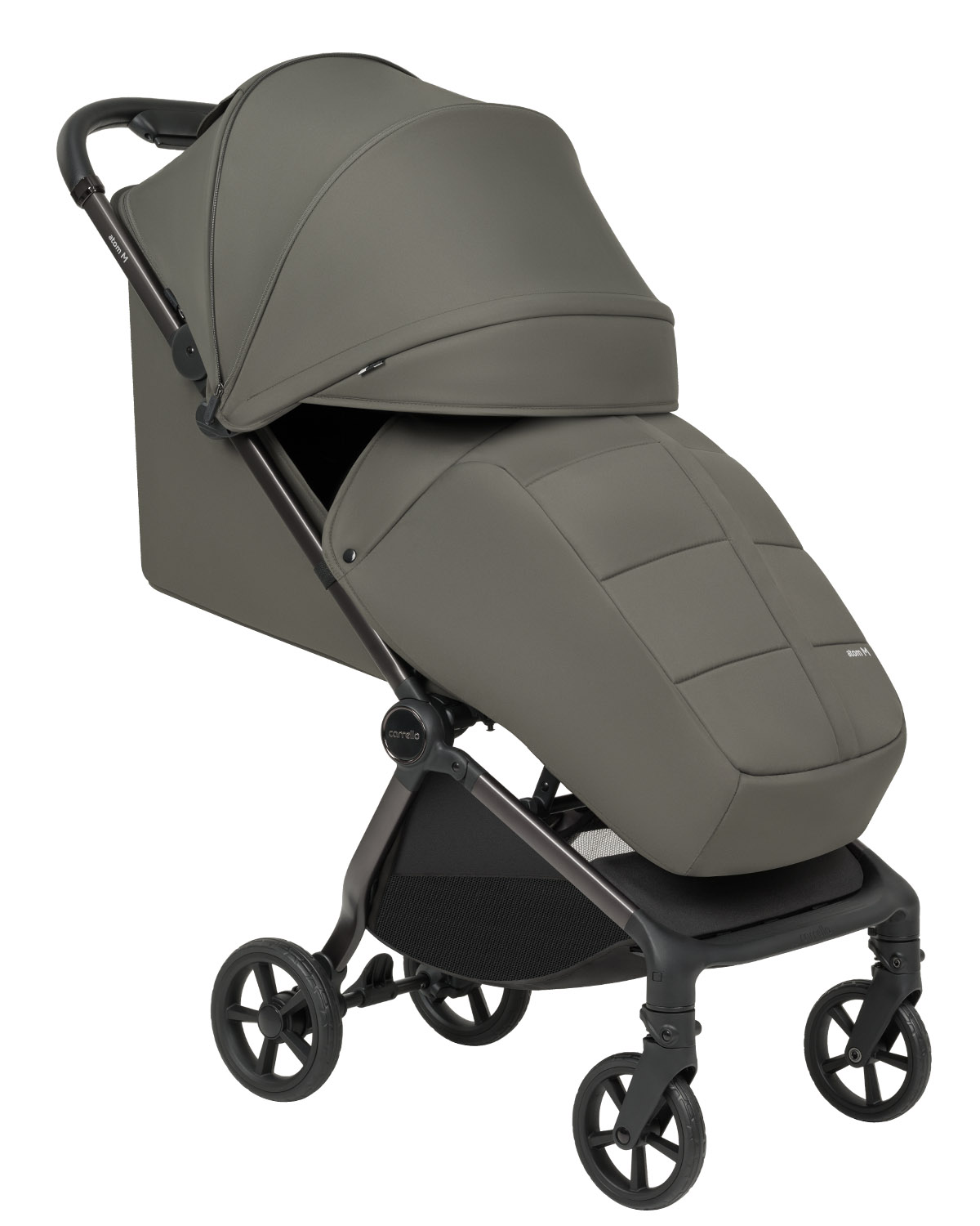 Passeggino Atom M 2025 grande cappuccio e riparo caldo